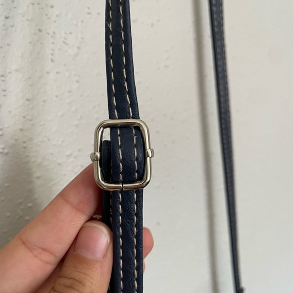 Stone & Co. Beige and Navy Elegant Crossbody Bag Regulable - Picture 9 of 16